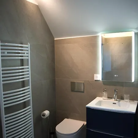 Nocleg ze śniadaniem Maison Serrioux 3*